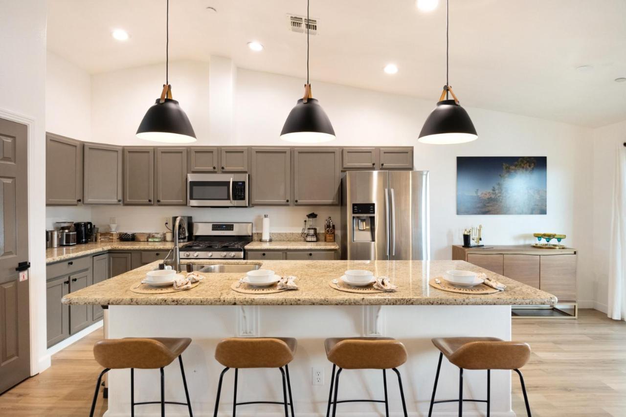 Alana House - Pool, Hot Tub, Bbq, Fire Pit And Walk To Hikes! Home Joshua Tree Buitenkant foto